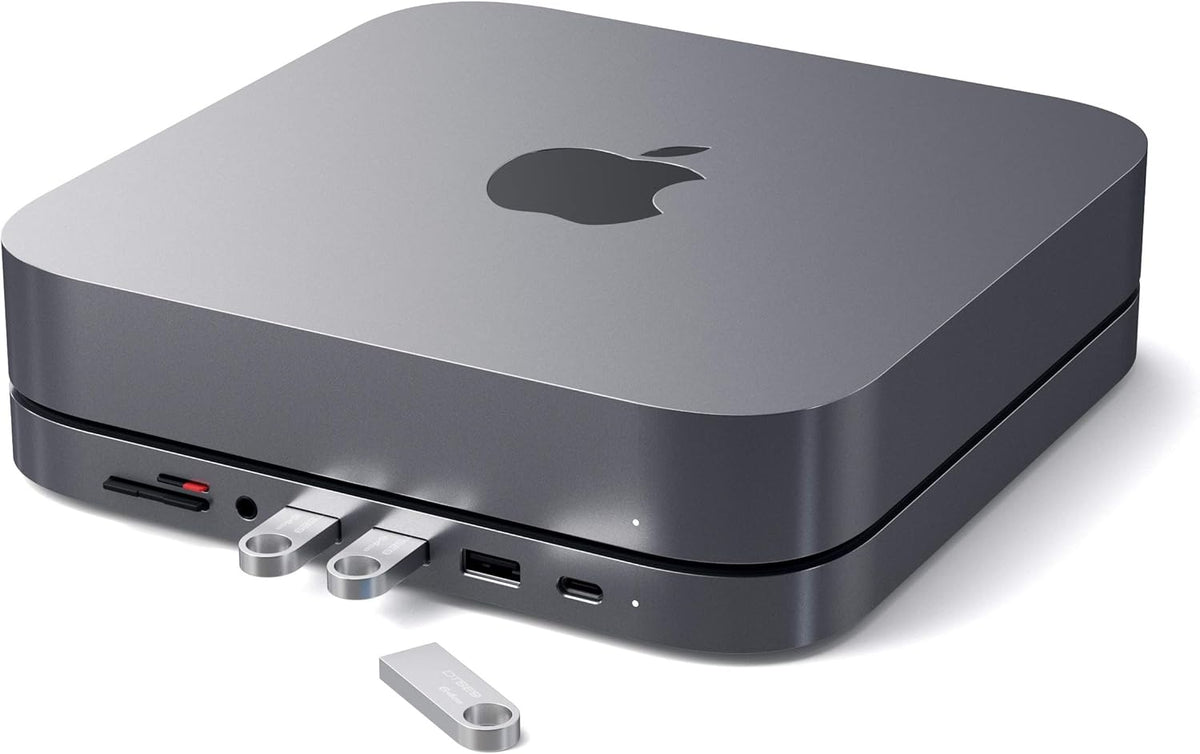 USB-C Aluminum Stand & Hub with Data Port, Card Readers, USB 3.0 & Headphone Jack E557844