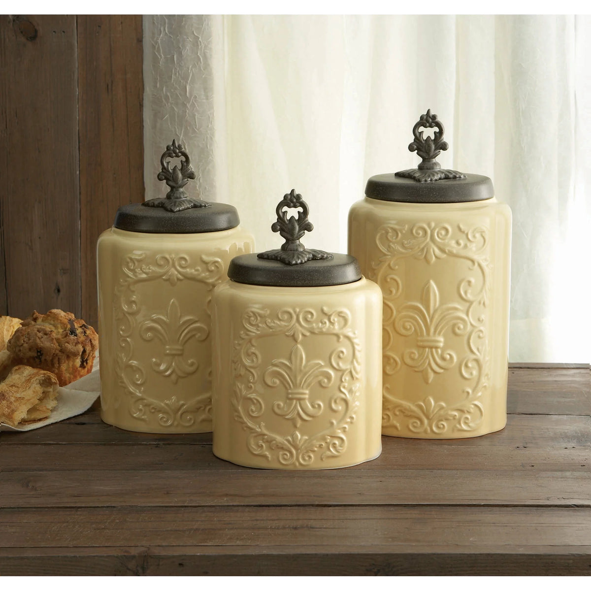 Cream Antique Ceramic Kitchen Storage Container Set of 3 J10249